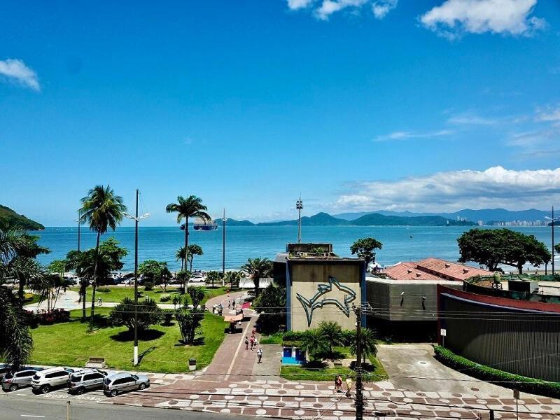 Pe Na Areia Santos (Sao Paulo)